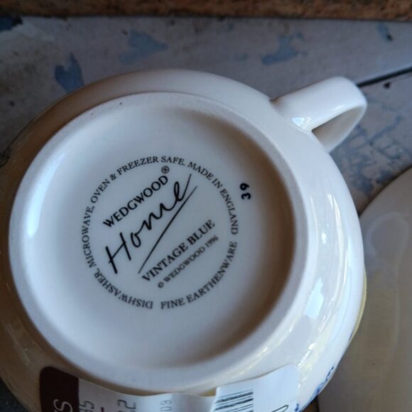 Wedgwood Vintage Blue Cup +Saucer New W/Tags - Picture 3 of 4